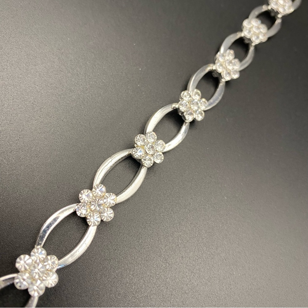 Silver Link rhinestone bracelet - Picture 4 of 7